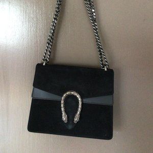 Black Velvet Horshoe Purse